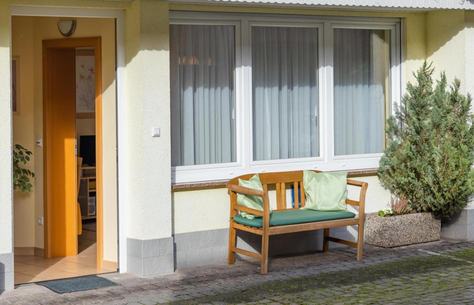 Ferienwohnung 4 Am Petersberg Neef Exteriör bild